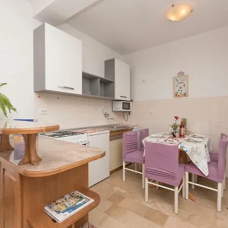 Apartamento Apartman Makarska
