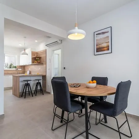 Apartman Trogir Apartment *